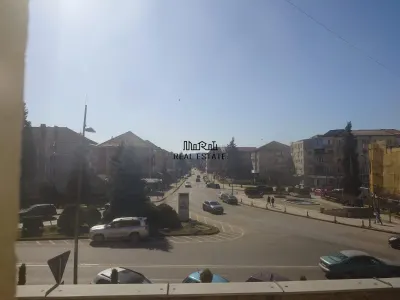 Spatiu pentru birouri km 0 Brad - Brad