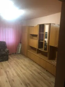 Apartament cu 3 camere , 2 bai - foto 2
