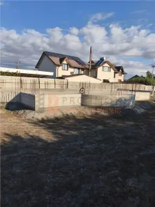 Exclusivitate!Teren intravilan+ fundatie 225 mp zona Spataru - Spataru