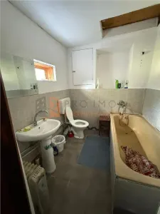 Casa tip parter 3 camere decomandata zona Zoresti - foto 7
