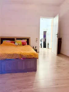 Vanzare apartament 3 camere | Mall Vitan | bloc 2001| beton armat | 100mp utili | etaj 9/10 | mobilat si utilat | - foto 5