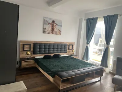Garsoniera etaj intermediar  Astra - Brasov