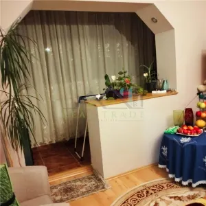 Apartament 2 camere decomandat etajul 1 Craiter - Brasov