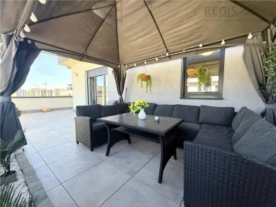 Apartament tip Penthouse, 3 camere, terasa 50mp – Coresi - foto 16