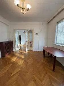 vanzare apartament 3 camere | Bdul Pache Protopopescu | etaj 1/3 | fara risc seismic sau urgenta | boxa | camera depozitare | - Bucuresti