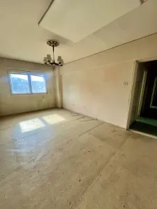 Apartament 3 camere decomandat zona Grivitei - Brasov