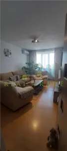 Apartament 3 camere decomandat ziona Grivitei, - Brasov