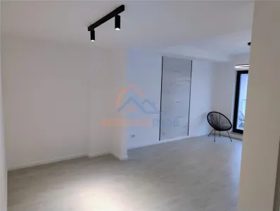 Studio modern, bloc nou -ideal locuinta sau investitie - foto 7