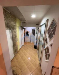 Vanzare apartament 4 camere zona Apusului - - foto 10