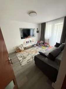 Vanzare apartament 2 camere zona Militari -  Lujerului - Bucuresti