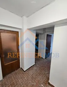 Apartament 4 camere, 2 balcoane Romana - foto 2