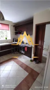 CASA CU ETAJ - LEBADA - foto 4