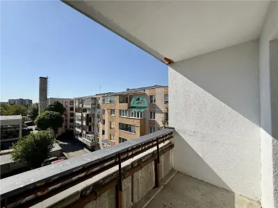 Apartament cu 2 camere de vanzare, decomandat, in Tudor str. Infratirii - foto 9