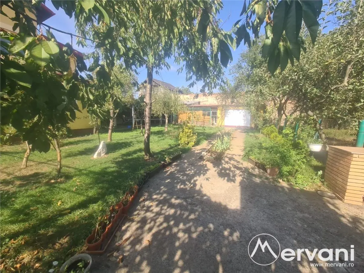 Casa e vanzare in Campina, zona Central - foto 6