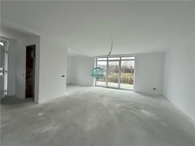 Casa cu 4 camere de vanzare de 130 mp utili, si teren 350 mp, str. Voinicenilor - foto 3