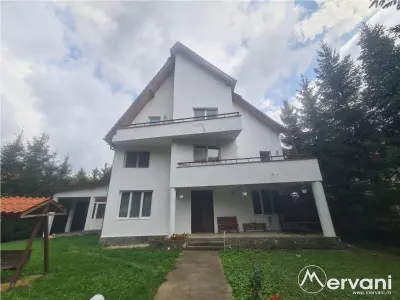 Complex turistic - Zona Piatra Arsa - Busteni