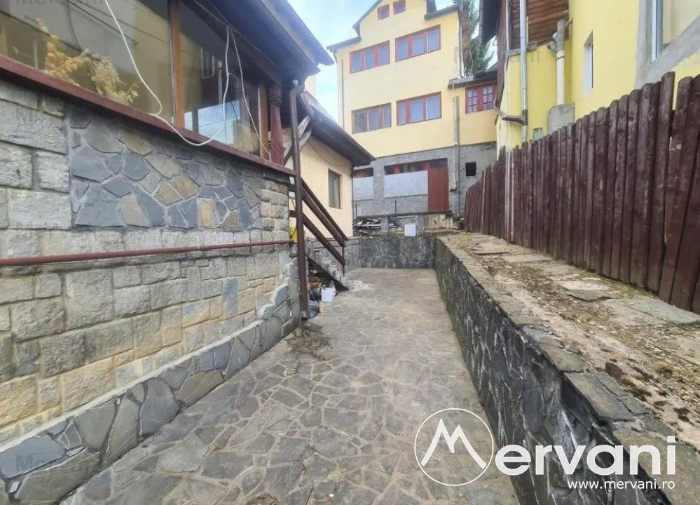 Vila de vanzare in Busteni - foto 2