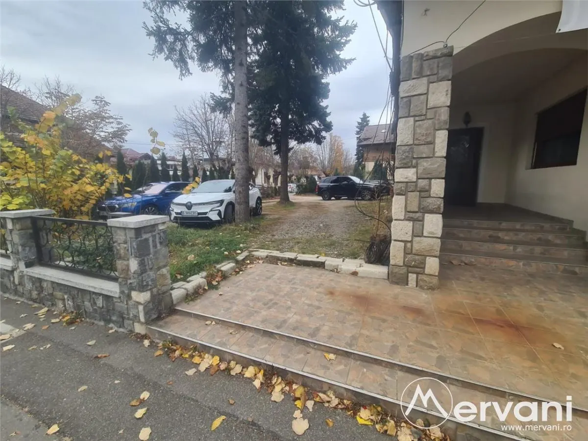 Spatiu Comercial de Vanzare in Campina (Zona Ultracentrala)) - foto 4