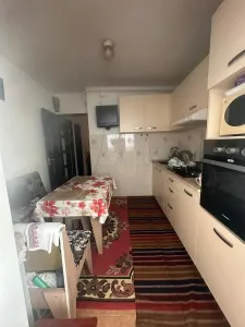 APARTAMENT 3 CAMERE DECOMANDAT FRUMOASA NICOLINA 135000 EURO - foto 14