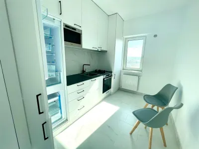 1 CAM CENTRU PALAS , PARCARE,PRIMA INCHIRIERE UNIREA TOWERS DEC - 430EUR - foto 17