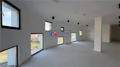 Inchiriere cladire noua 1200 mp utili, ideala pentru gradinita- cresa in Dambul Rotund - foto 7