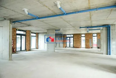 Inchiriere spatiu comercial sau birouri cu suprafata de 211 mp in Marasti- zona Iulius Mall - Cluj-Napoca