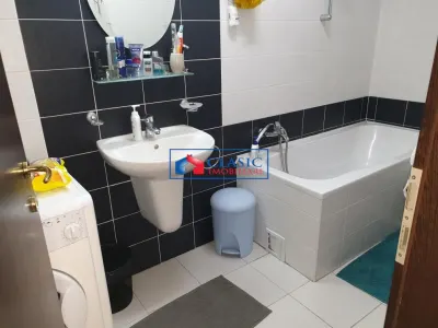 Inchiriere apartament 3 camere in vila in Andrei Muresanu- zona Piata Engels - foto 11