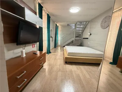 Spațiu comercial de închiriat – Centru Istoric :Strada Sfântu Ioan, intrare din strada Republicii - Brasov