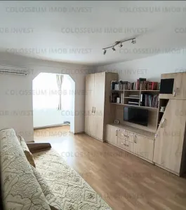 Apartament 2 camere, semidecomandat - zona Tractorul - Brasov