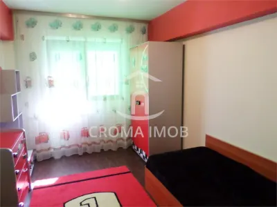 Inchiriere apartament 3 camere, Ploiesti, zona Malu Rosu - foto 11