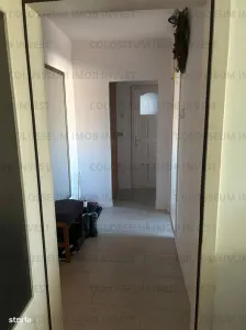 Apartament 2 camere, decomandat - zona Tractorul - foto 12