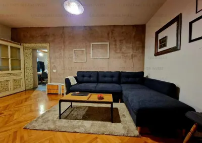 Apartament 2 camere, semidecomandat - zona Centru Istoric - Brasov