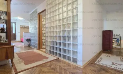 Apartament 2 camere, decomandat - zona Schei - foto 4
