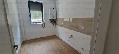 Apartament 2 camere, decomandat - zona Bunloc - foto 4
