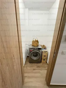 Apartament 2 camere, decomandat - zona Tractorul - foto 6
