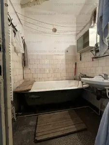 Apartament cu 3 camere, decomandat - zona Triaj - foto 7