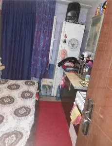 Camera de camin - zona Gemenii - Brasov