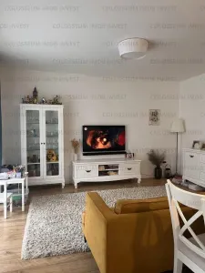 Apartament cu 3 camere,decomandat - zona Avantgarden - Brasov
