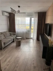 Apartament cu 2 camere, decomandat - zona Tractorul - Brasov