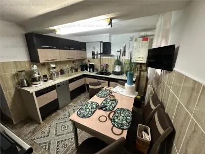 Apartament cu 2 camere - zona Centru Civic - foto 2