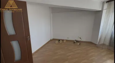 Apartament 3 camere, zona buna, la soare toata ziua, aproape de spital si universitate - foto 11