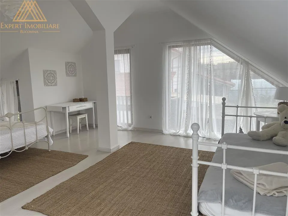 Casa Lux de inchiriat - foto 11