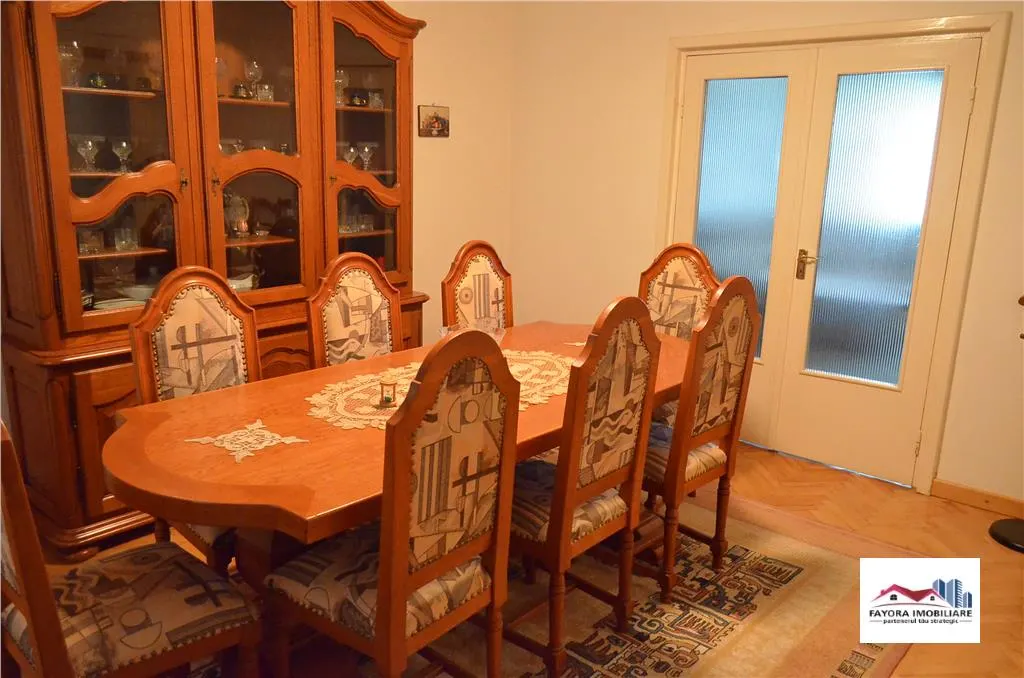 Apartament 3 Camere de Inchiriat Zona Aleea Carpati - foto 4