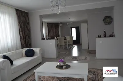 Casa Superba Mobilata si Utilata de Vanzare in Nazna - foto 2