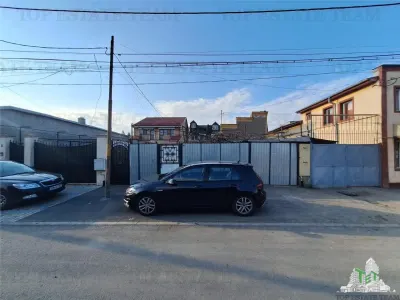 Casa demolabila - vanzare - central - Braila - Braila