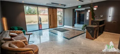 Apartament de 3 camere, cu finisaje premium, 108mp, toate utilitatile, piscina, complex rezidential securizat, zona Padurea Baneasa - Voluntari
