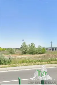 Spatiu industrial de vanzare in Otopeni cu teren de 59.900 mp - foto 3