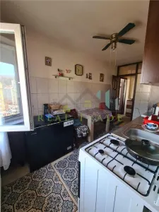 Apartament 2 camere decomandat Astra Carpatilor - foto 6