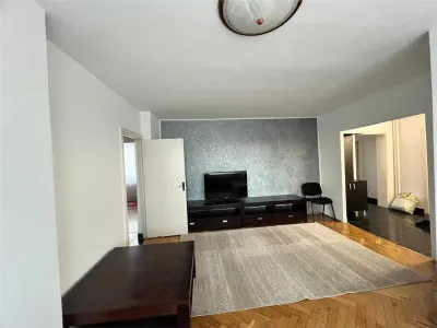 Apartament 4 camere Decomandate Zona Centrala 100 Mp - Targu Mures