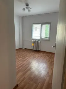 Apartament cu  4 camere zona Paltinis - foto 5